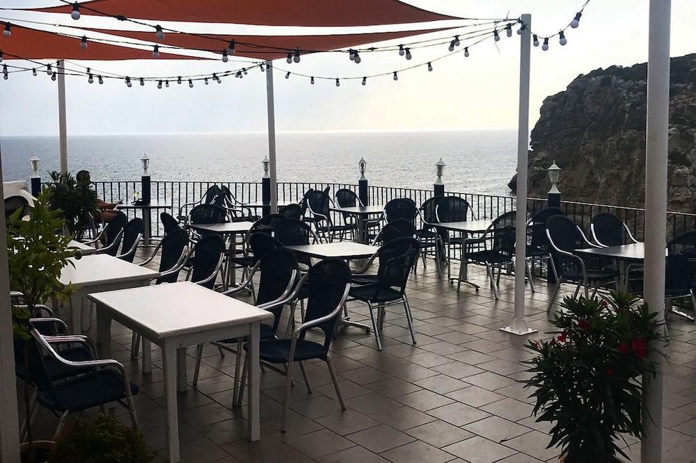 Club Menorca Hotel Cala En Porter  Bagian luar foto